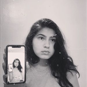 Meet your Posher, Ariana